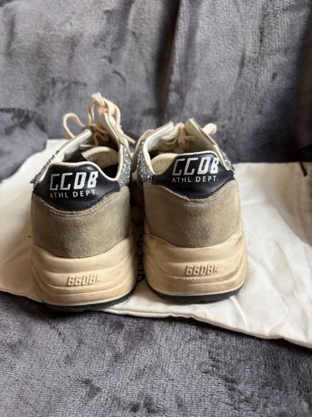 Golden Goose running soles with silver sparkles and dove grey - Picture 5 of 12